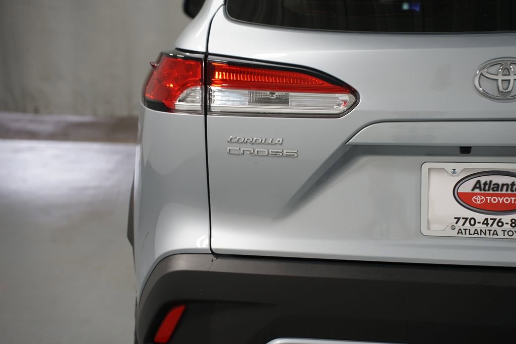 Certified 2024 Toyota Corolla Cross L image 10