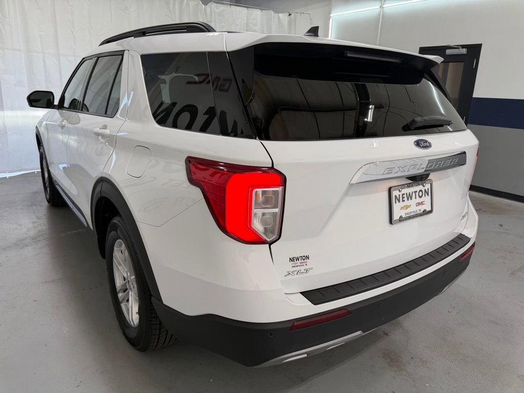 Used 2024 Ford Explorer XLT w/ Equipment Group 202A image 35
