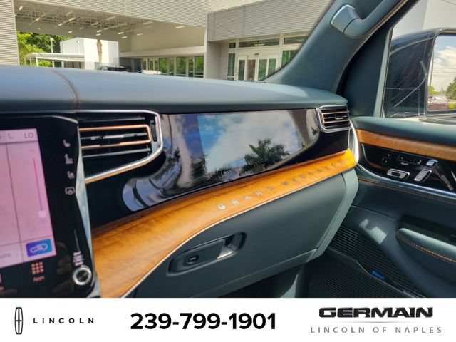 Used 2024 Jeep Grand Wagoneer L Series III AWD/4WD image 36