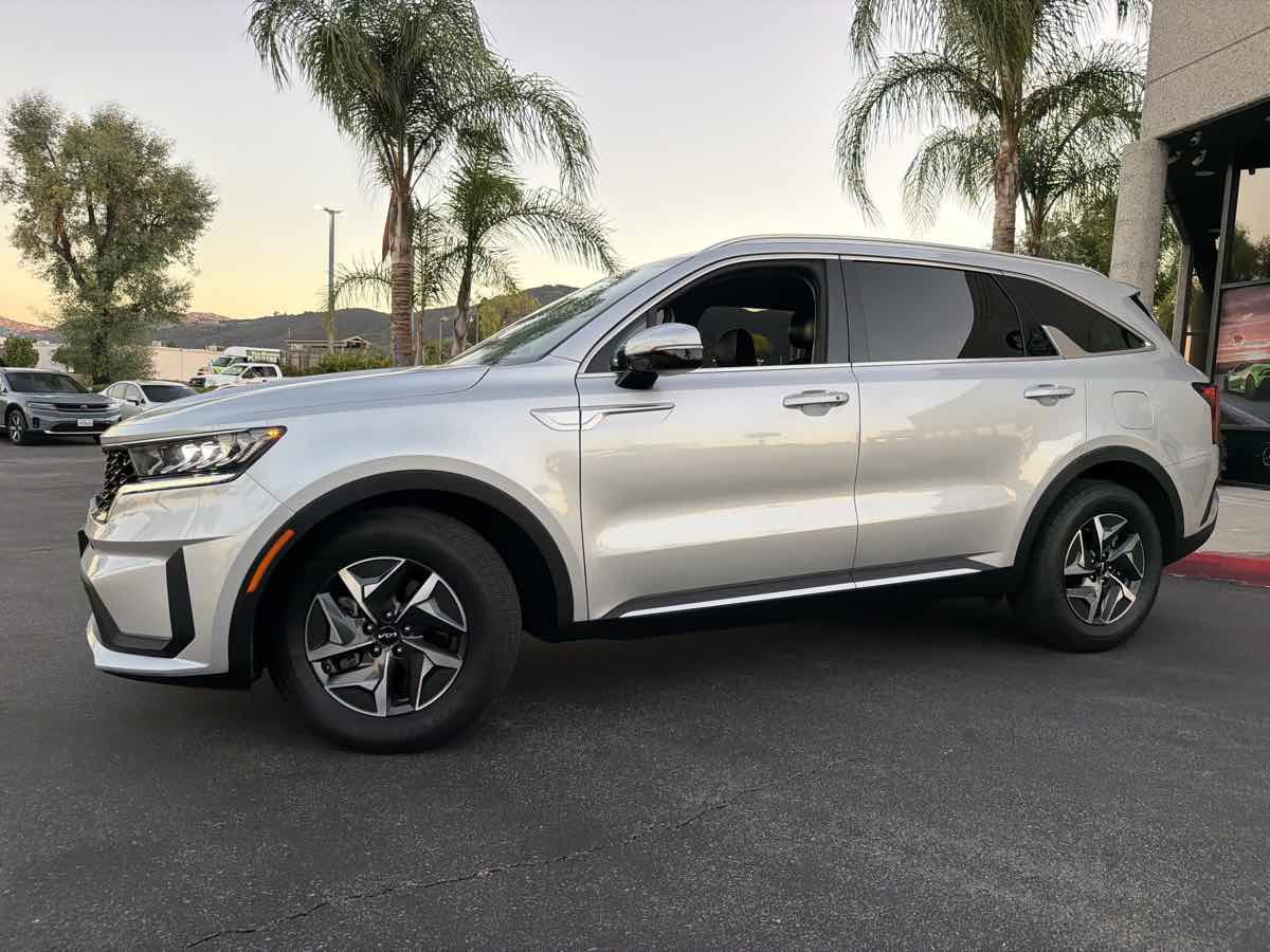 Used 2022 Kia Sorento S FWD image 13