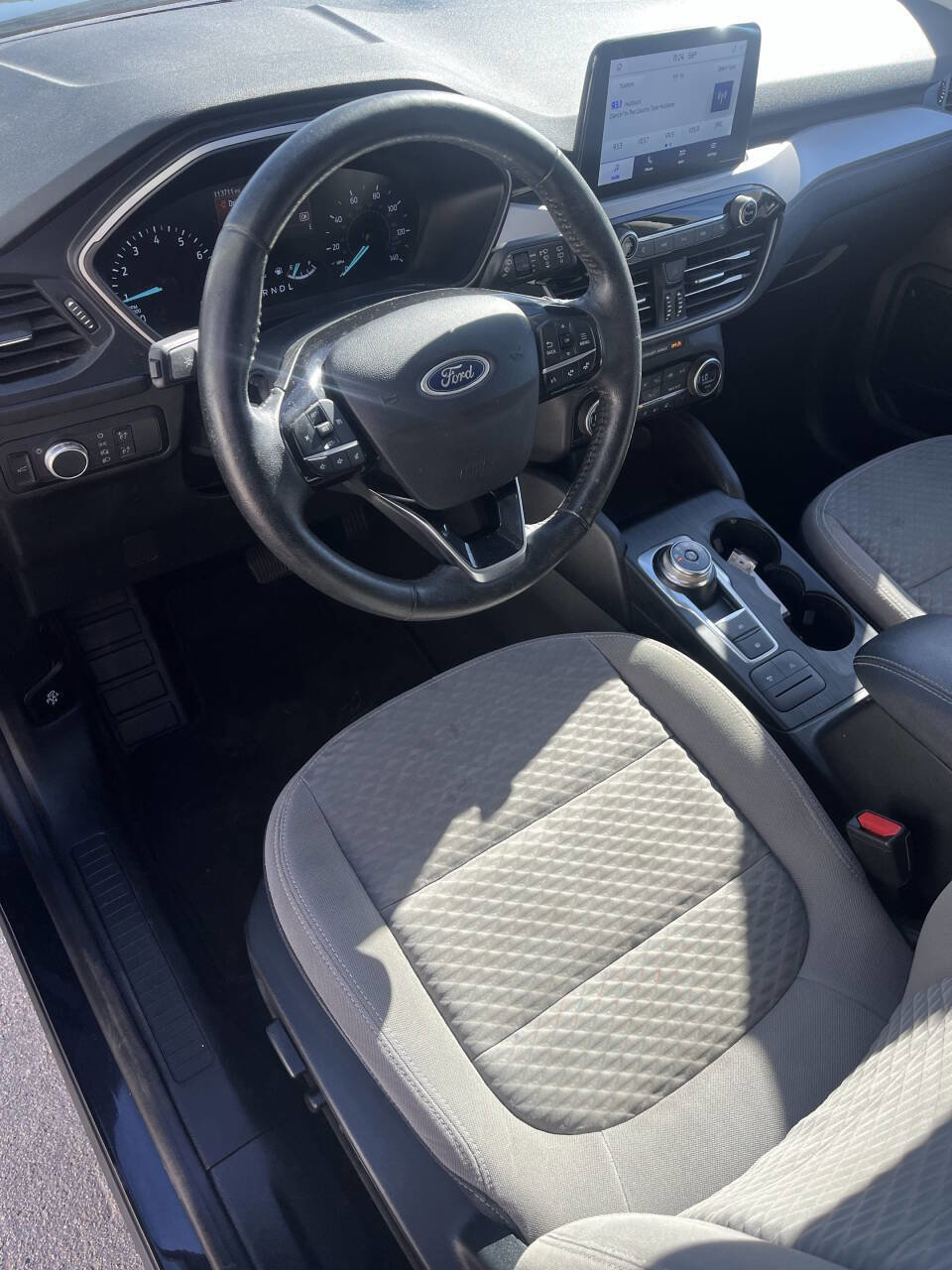 Used 2021 Ford Escape SE w/ Convenience Package image 24