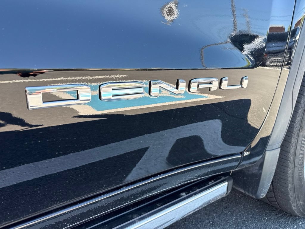Used 2022 GMC Sierra 1500 Denali w/ Denali Reserve Package AWD/4WD image 10