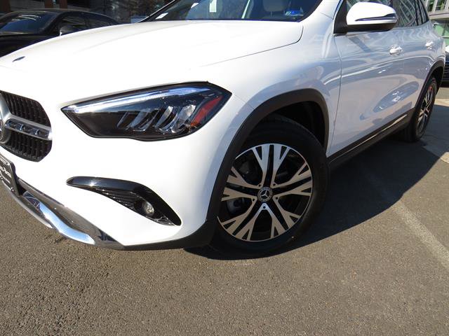 Used 2025 Mercedes-Benz GLA 250 4MATIC image 23