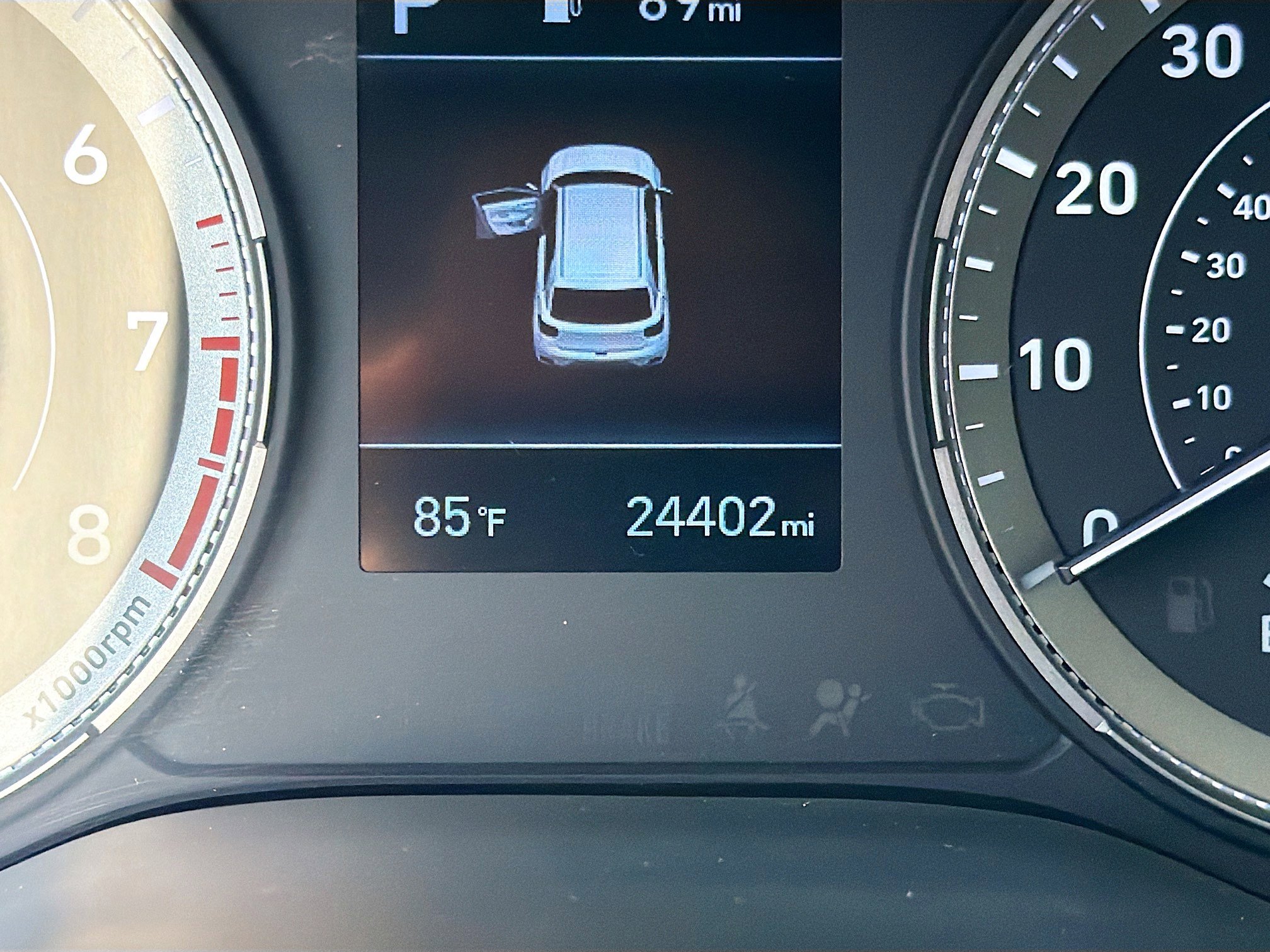 Used 2021 Hyundai Venue SEL image 33