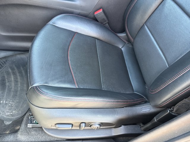 Used 2024 Chevrolet Equinox RS w/ RS Leather Package FWD image 16