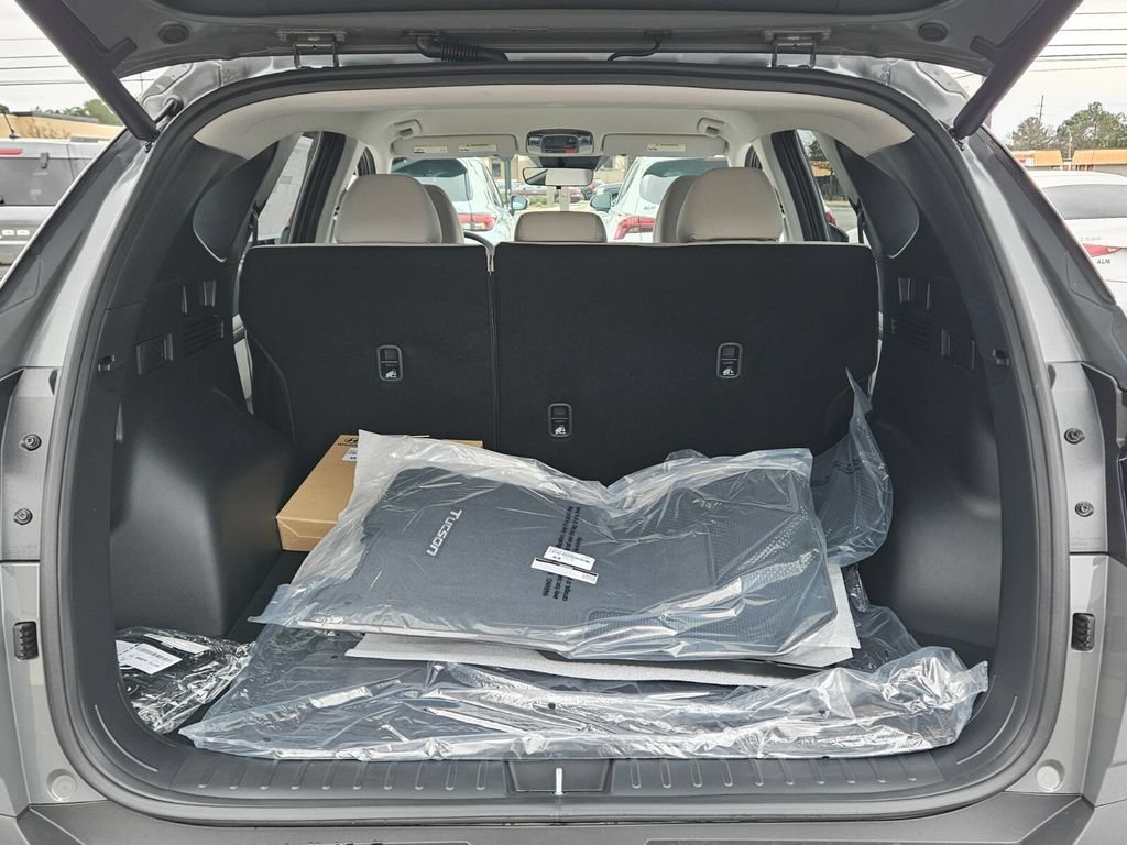 New 2026 Hyundai Tucson SEL Plus FWD image 12