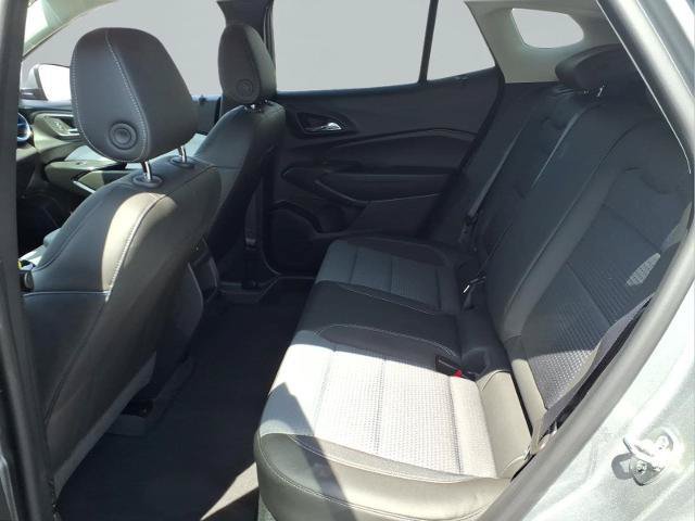 Used 2025 Chevrolet Trax LT w/ Driver Confidence Package FWD image 21