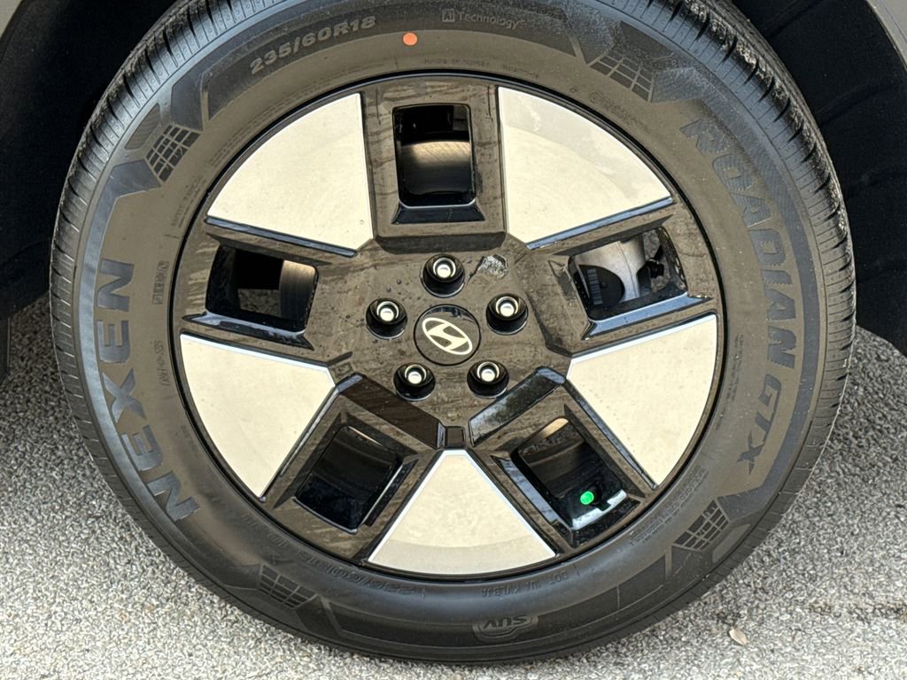 New 2026 Hyundai Santa Fe SE image 11