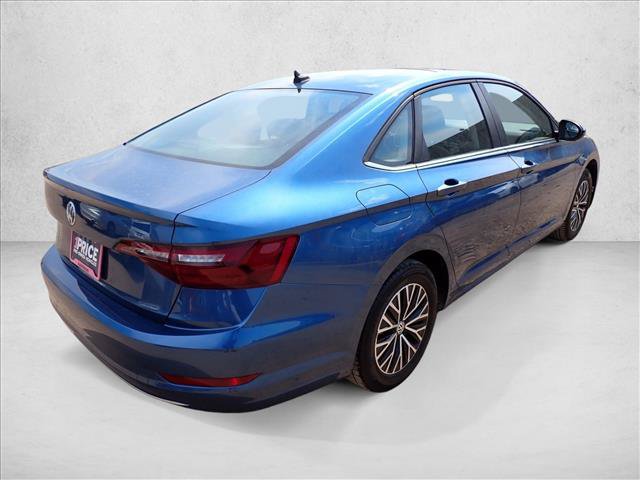 Used 2021 Volkswagen Jetta SE w/ SE Cold Weather Package FWD image 4