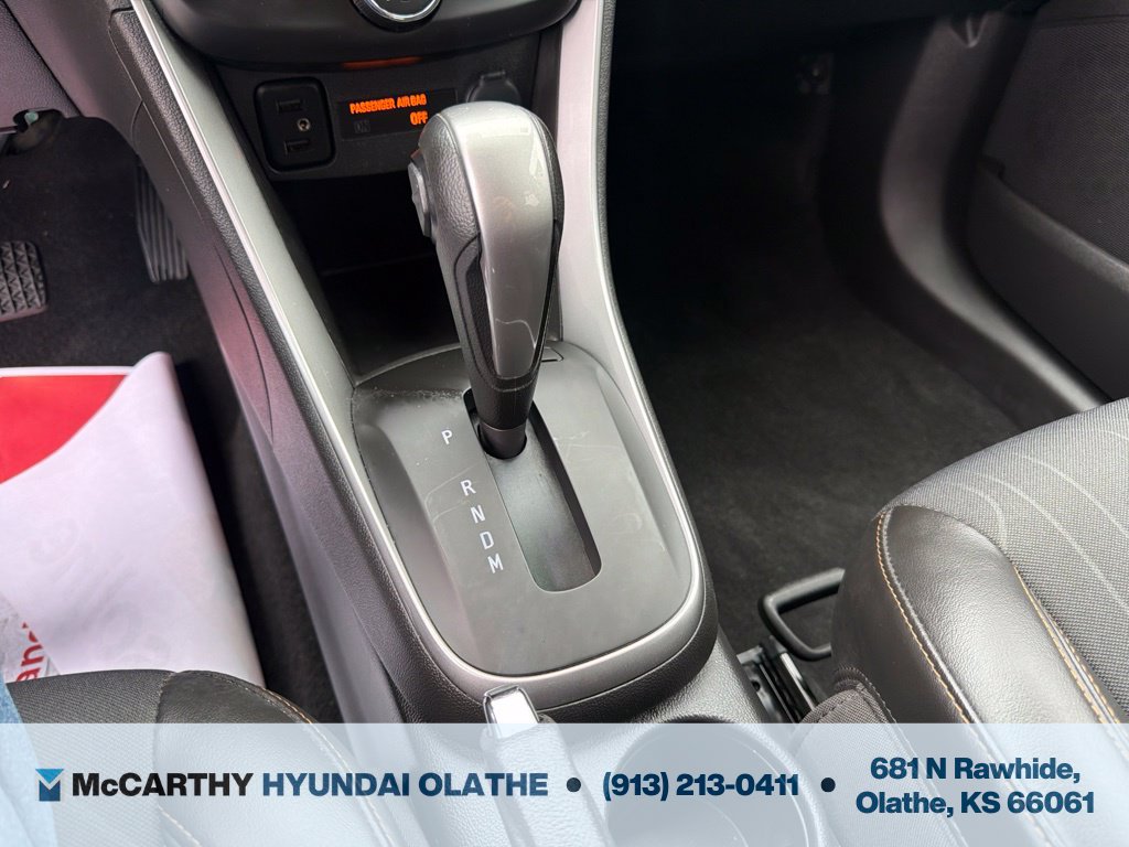 Used 2020 Chevrolet Trax LT w/ LT Convenience Package FWD image 10