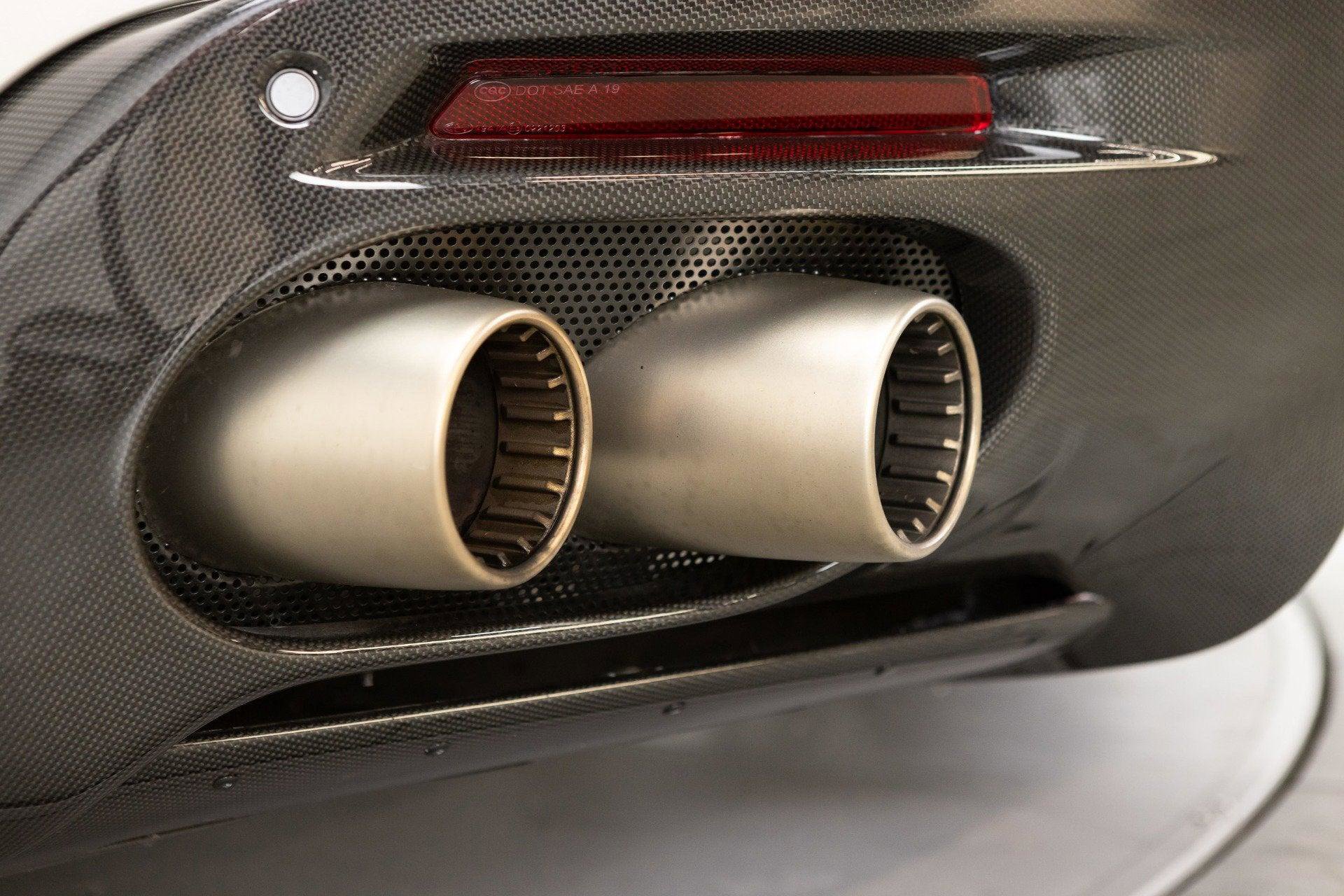 Certified 2024 Ferrari Roma Spider image 42