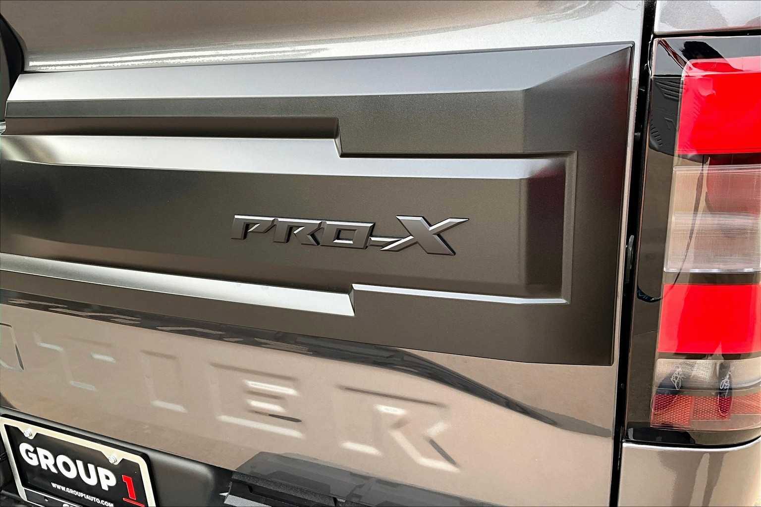 New 2026 Nissan Frontier Pro-X w/ Pro-X Convenience Package RWD image 15