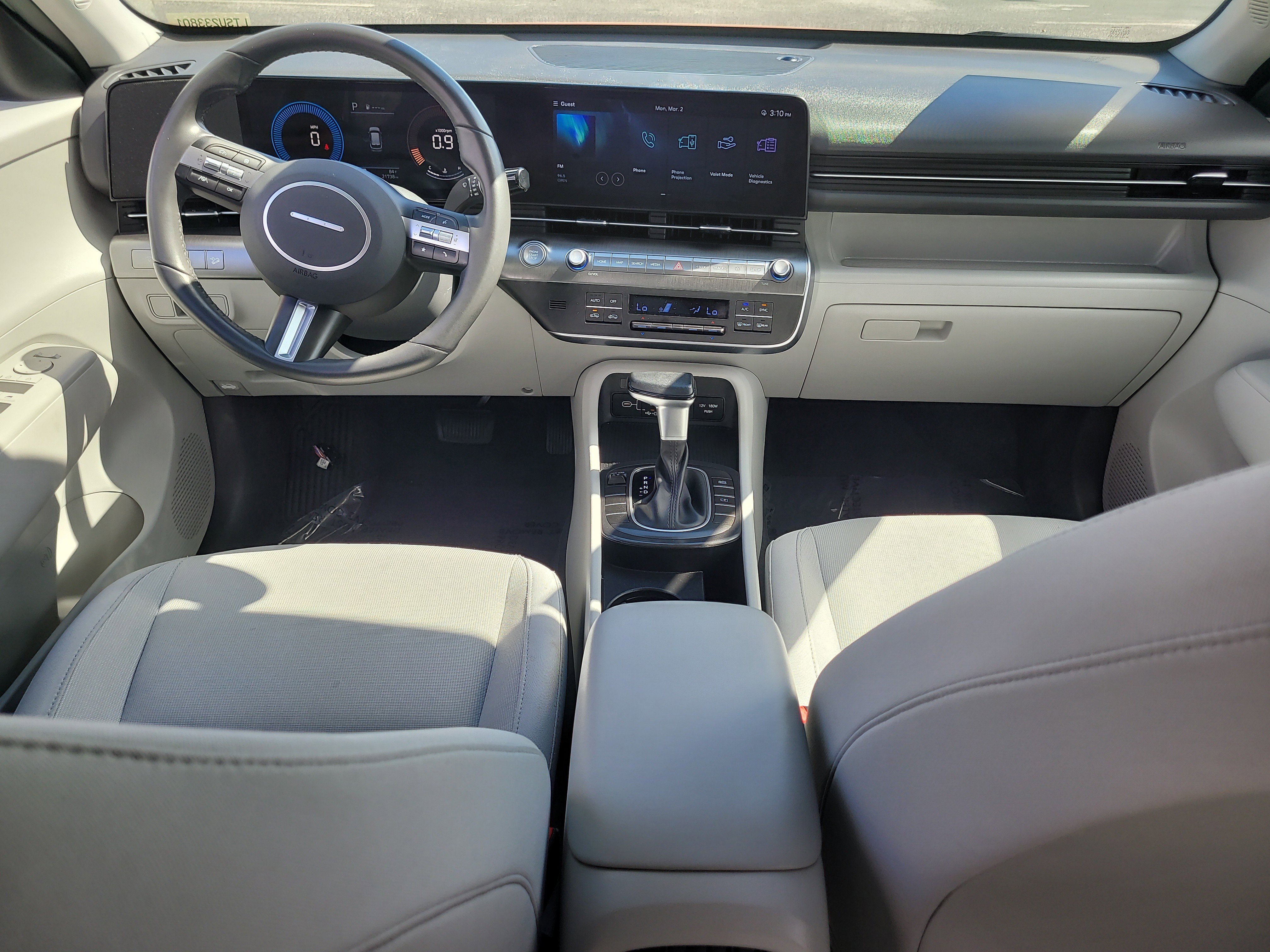 Used 2025 Hyundai Kona SEL image 15