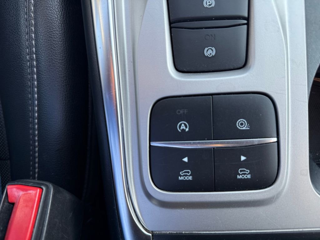 Used 2021 Ford Explorer Limited w/ Equipment Group 301A image 27