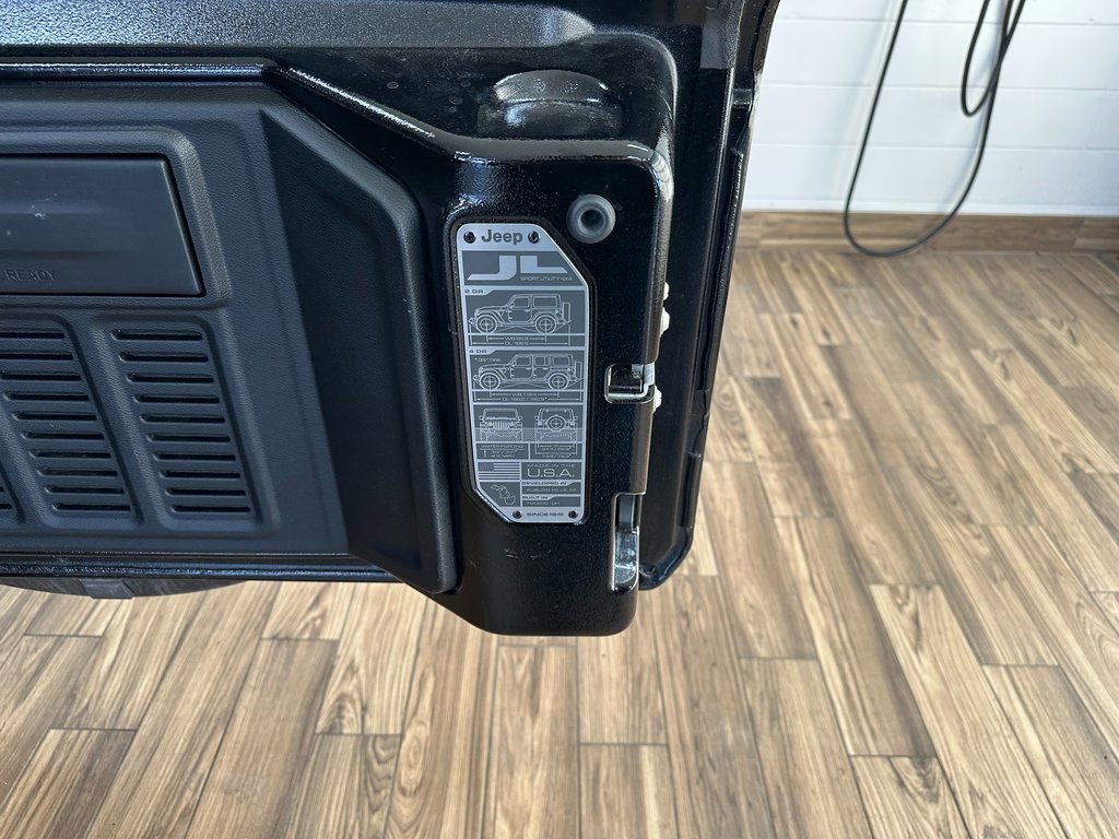 Used 2024 Jeep Wrangler High Altitude image 39