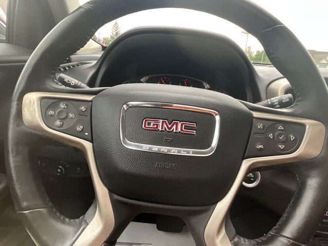 Used 2019 GMC Terrain Denali w/ Driver Alert Package II AWD/4WD image 13