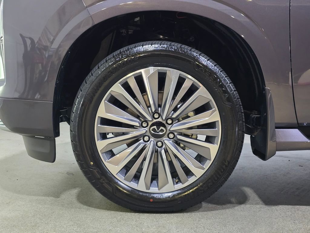 New 2025 INFINITI QX80 Luxe w/ Cargo Package image 8