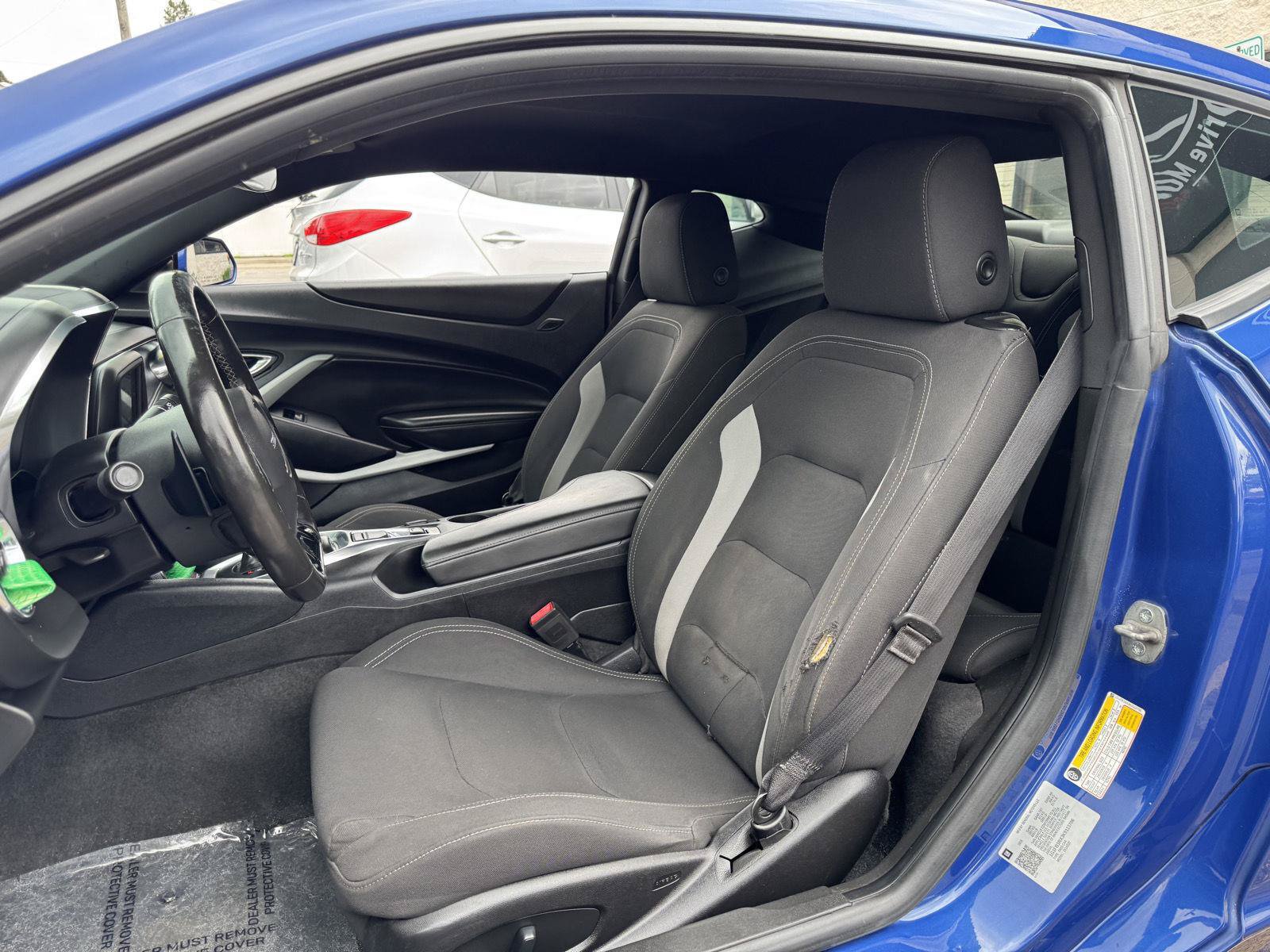 Used 2019 Chevrolet Camaro LT RWD image 21