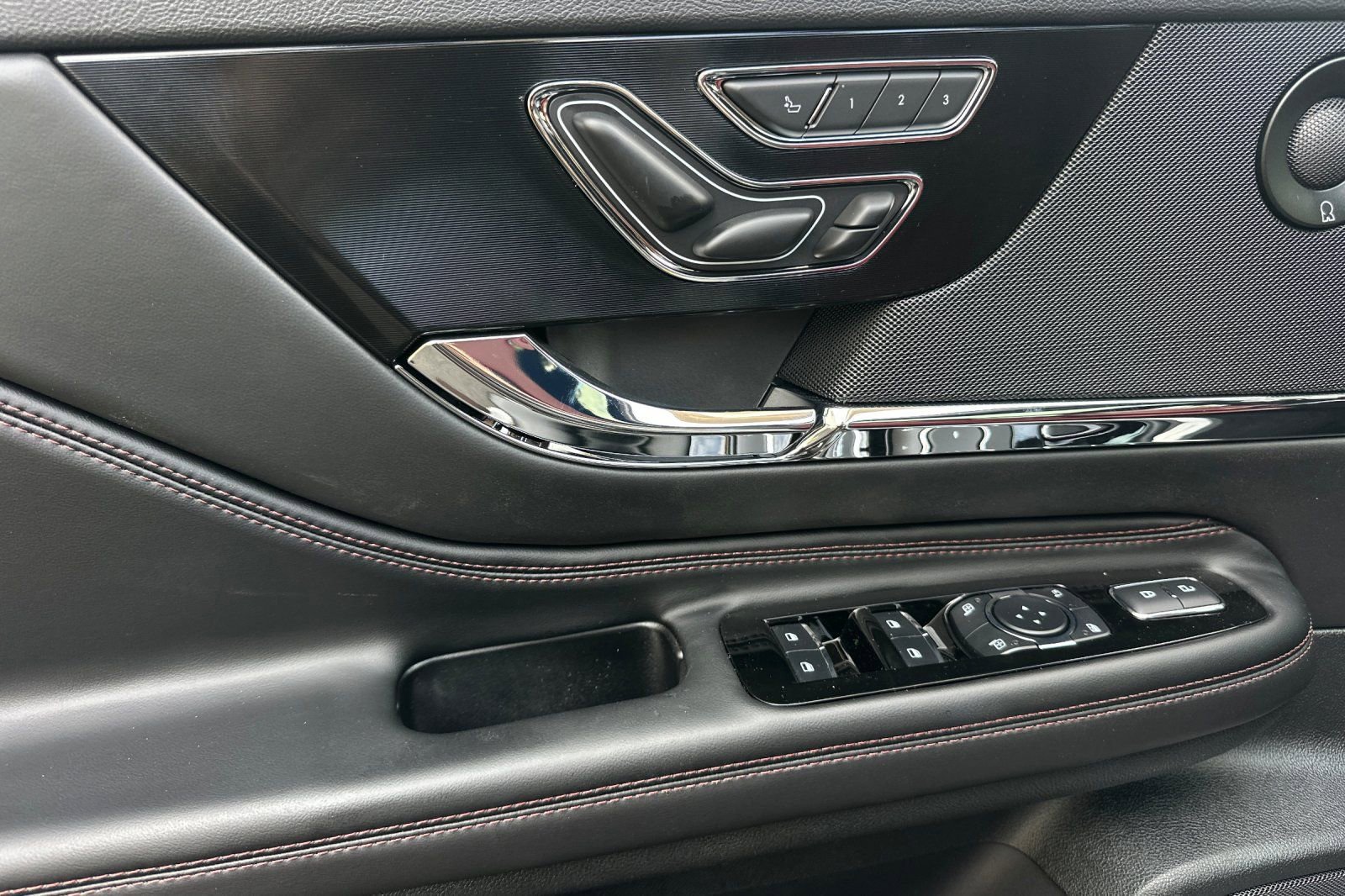 New 2026 Lincoln Corsair Grand Touring image 10