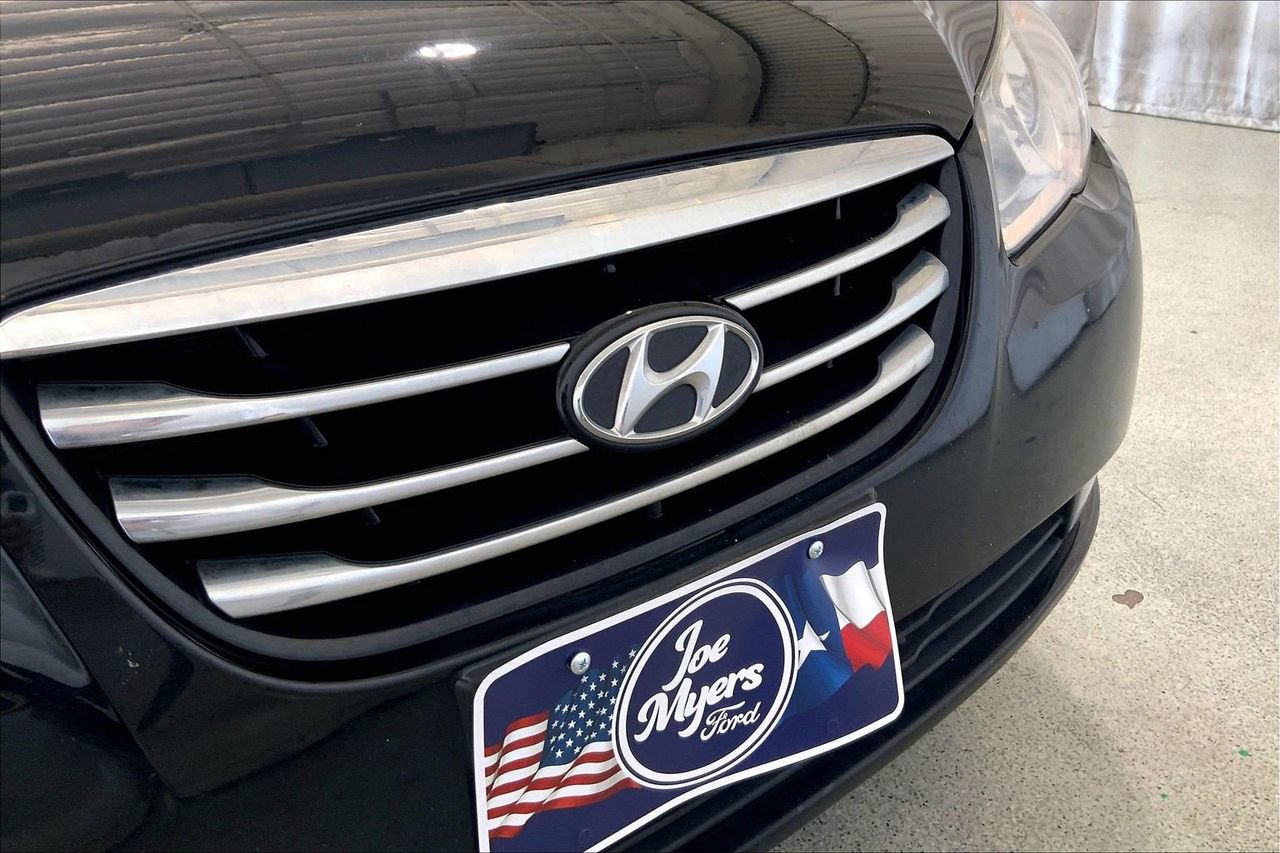 Used 2010 Hyundai Elantra GLS FWD image 29