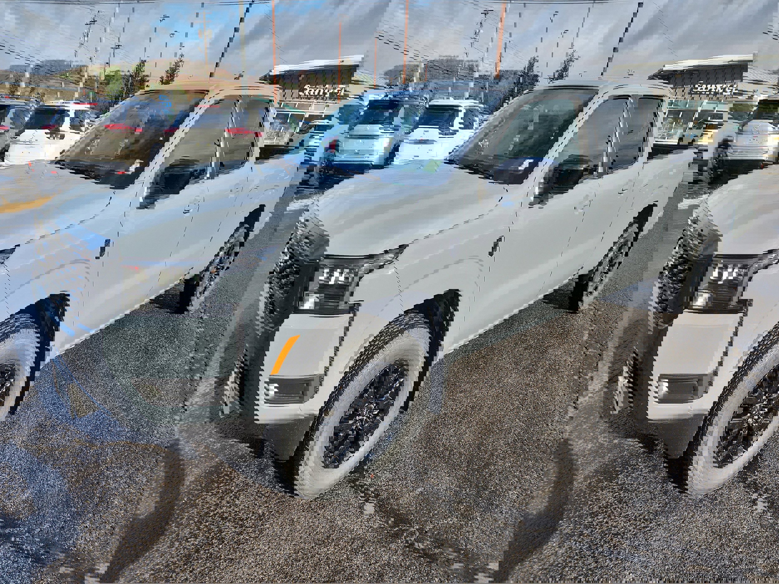 New 2026 Nissan Frontier SV image 4