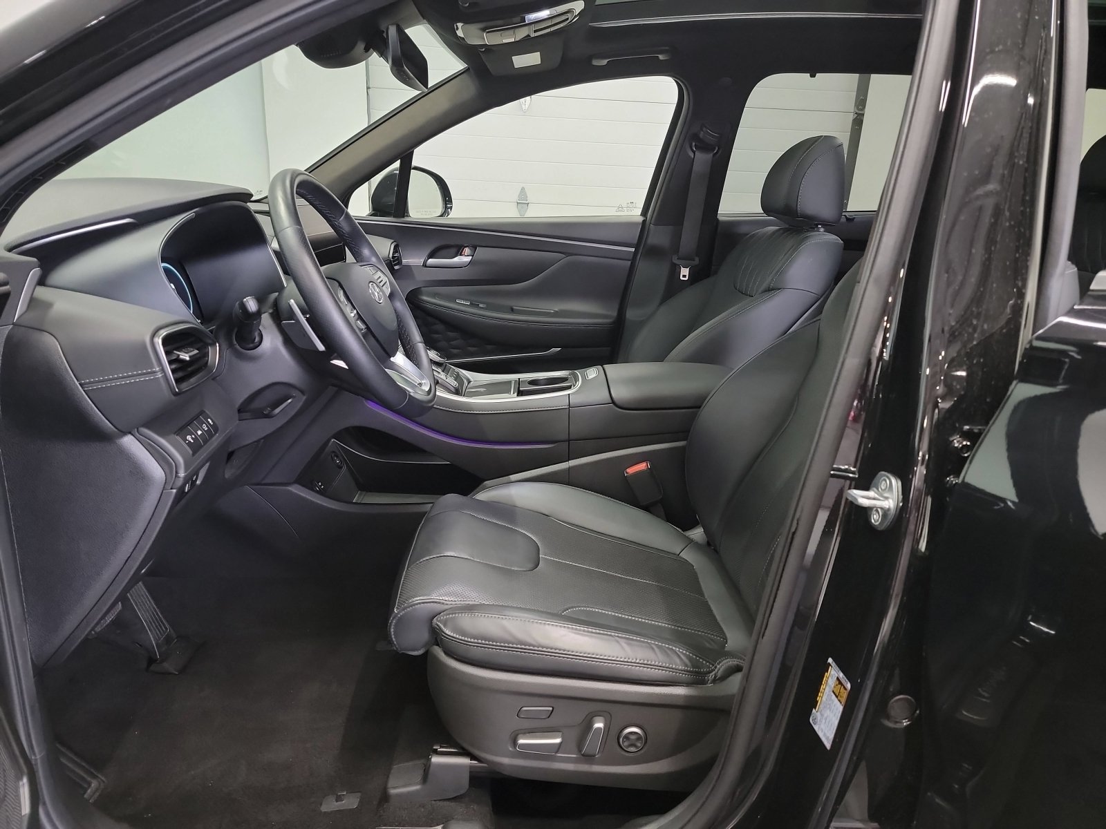Used 2023 Hyundai Santa Fe Calligraphy w/ Cargo Package FWD image 12
