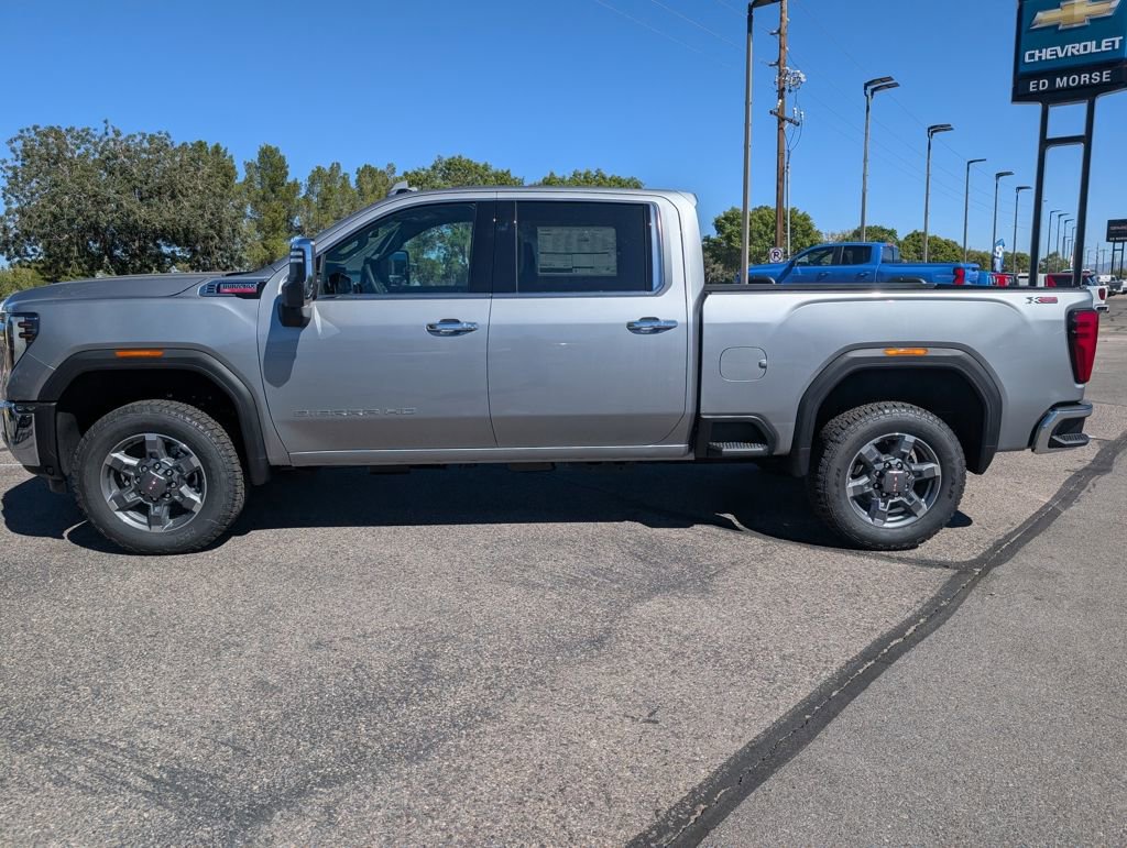 New 2026 GMC Sierra 2500 SLT AWD/4WD image 2