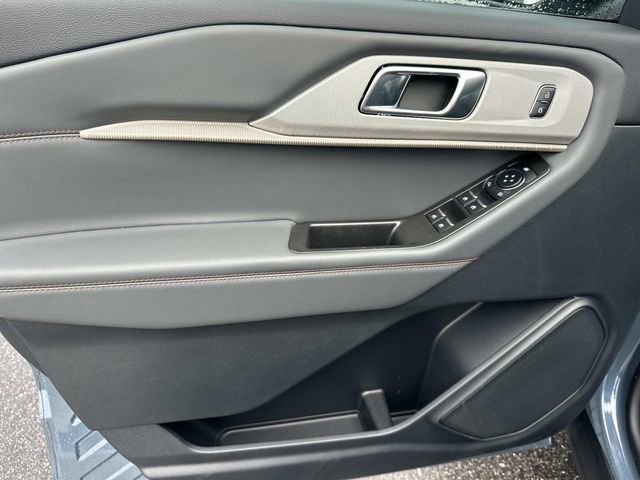 New 2026 Ford Explorer Active w/ Active Comfort Package image 20