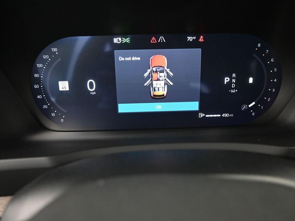 New 2026 Volvo XC90 B6 Plus w/ Protection Package Premier image 21