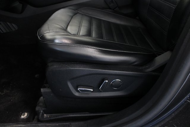 Used 2015 Ford Edge SEL w/ Equipment Group 201A image 4