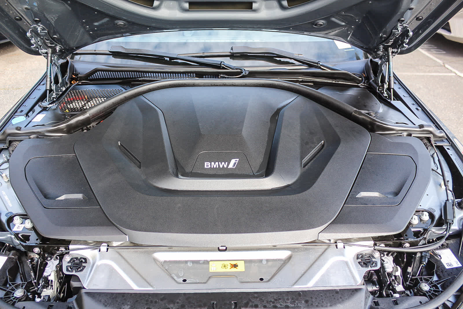 Used 2025 BMW i4 eDrive40 w/ Premium Package image 26