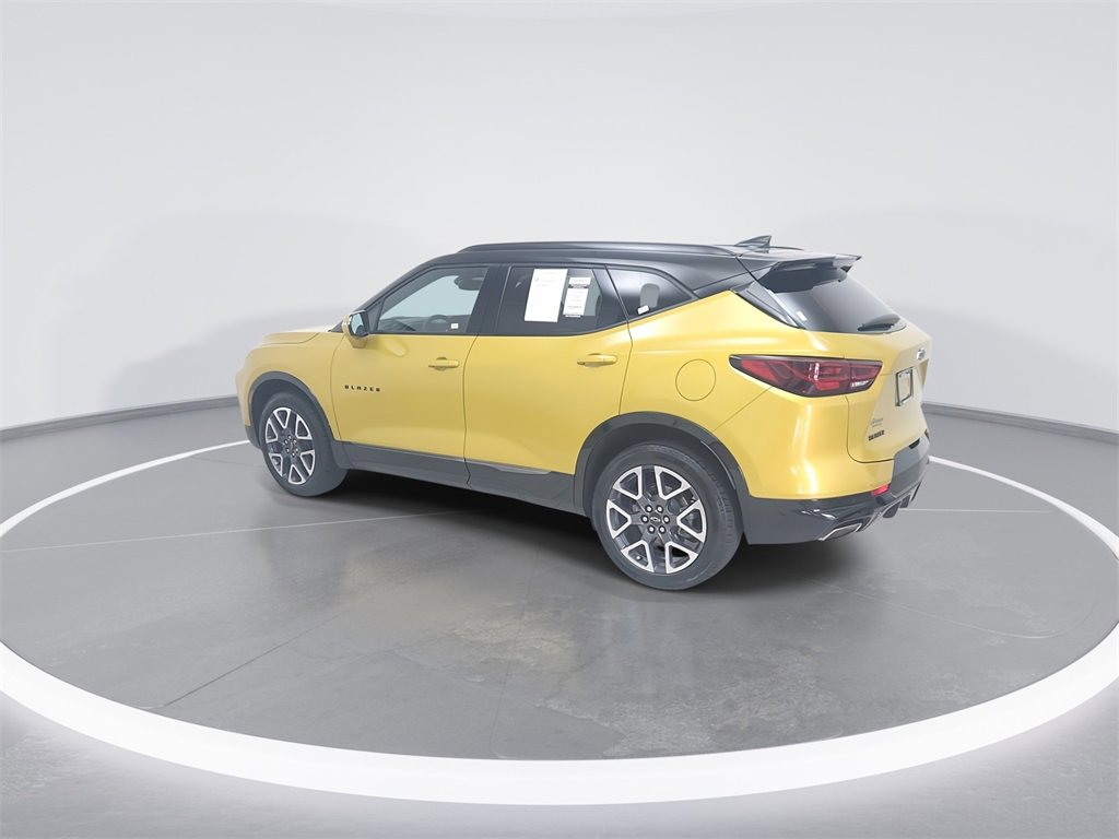 Used 2023 Chevrolet Blazer RS w/ LPO, Floor Liner Package image 5