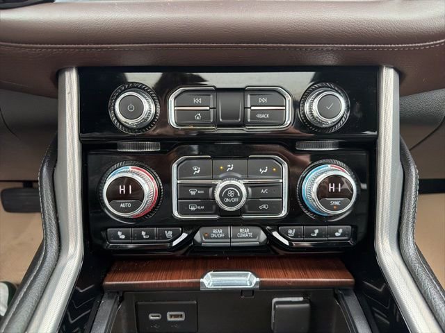 Used 2022 GMC Yukon Denali w/ Advanced Technology Package image 25