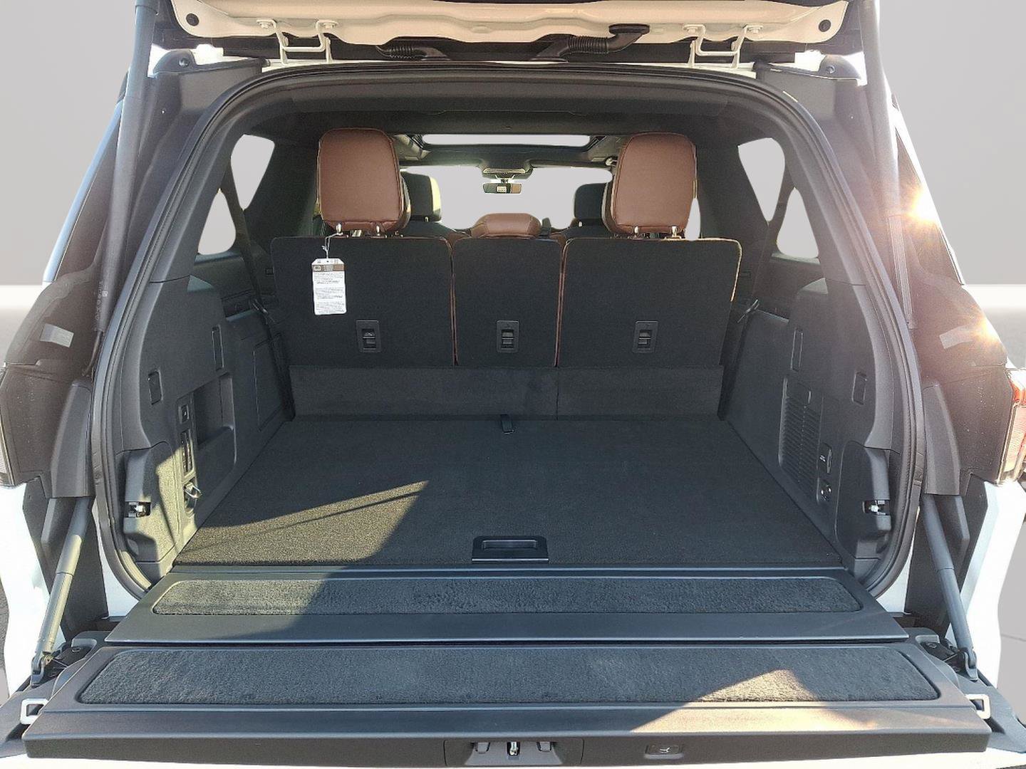 New 2026 Lincoln Navigator L Reserve AWD/4WD image 21