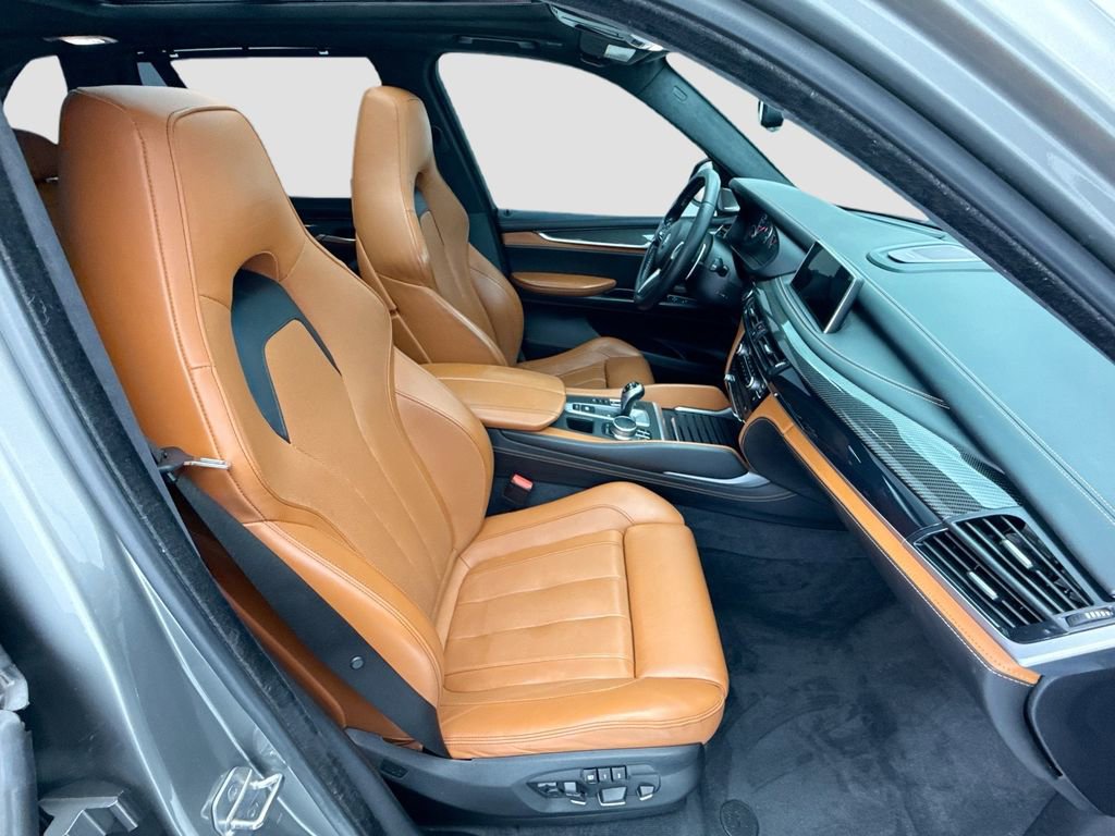 Used 2017 BMW X5 M image 19