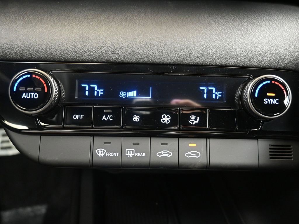 New 2026 Hyundai Elantra Sport image 34