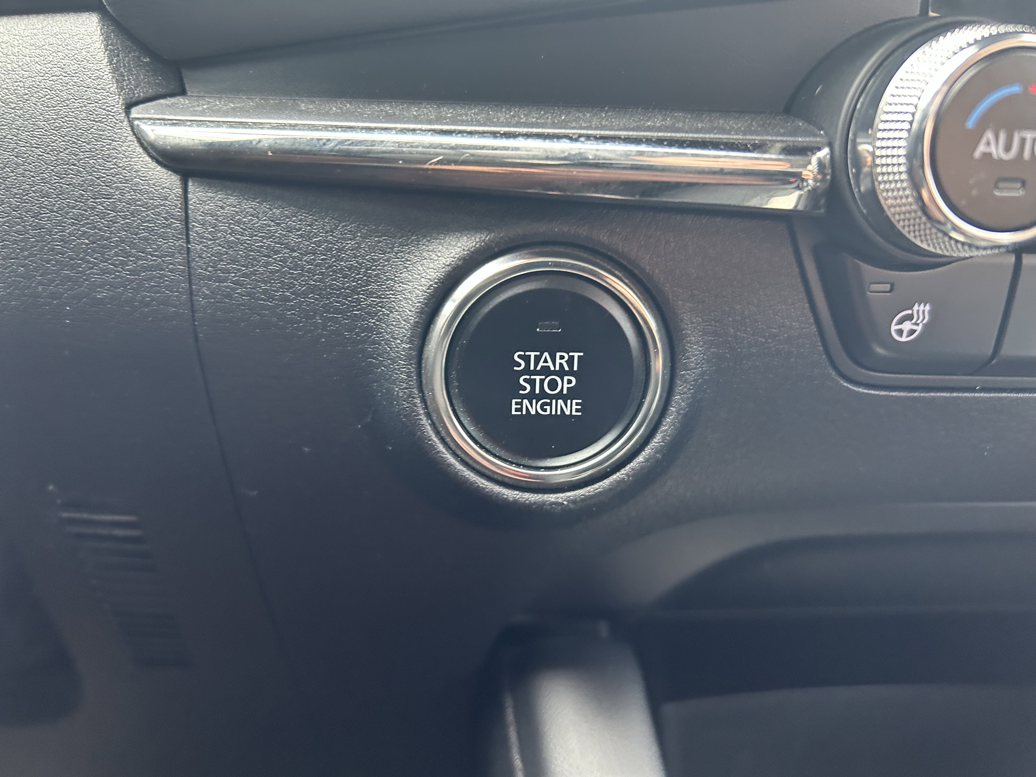 Used 2022 MAZDA MAZDA3 s image 17