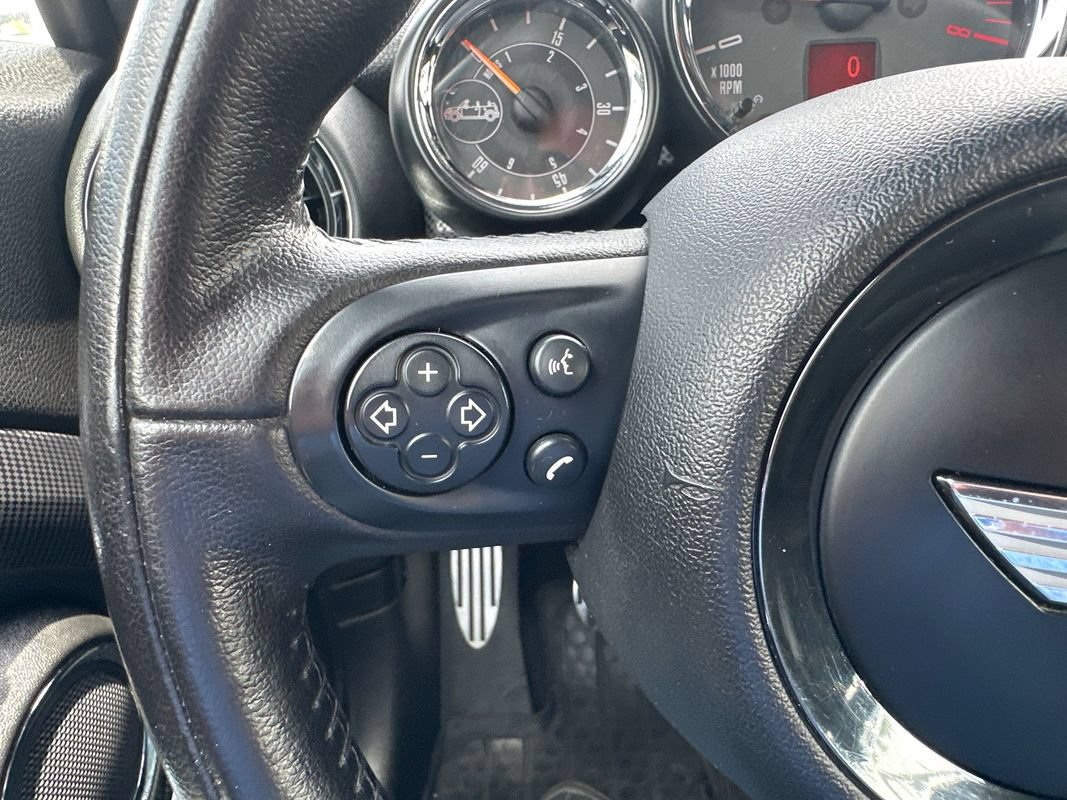 Used 2015 MINI Cooper S FWD image 19