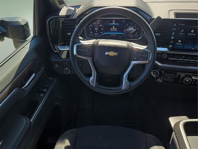 Used 2025 Chevrolet Silverado 2500 LT w/ Convenience Package image 18