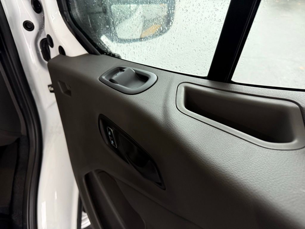 New 2025 Ford Transit 250 148 Medium Roof w/ Load Area Protection Package image 25