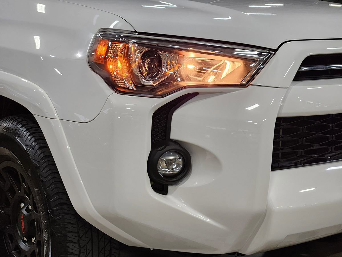 Used 2022 Toyota 4Runner SR5 RWD image 11