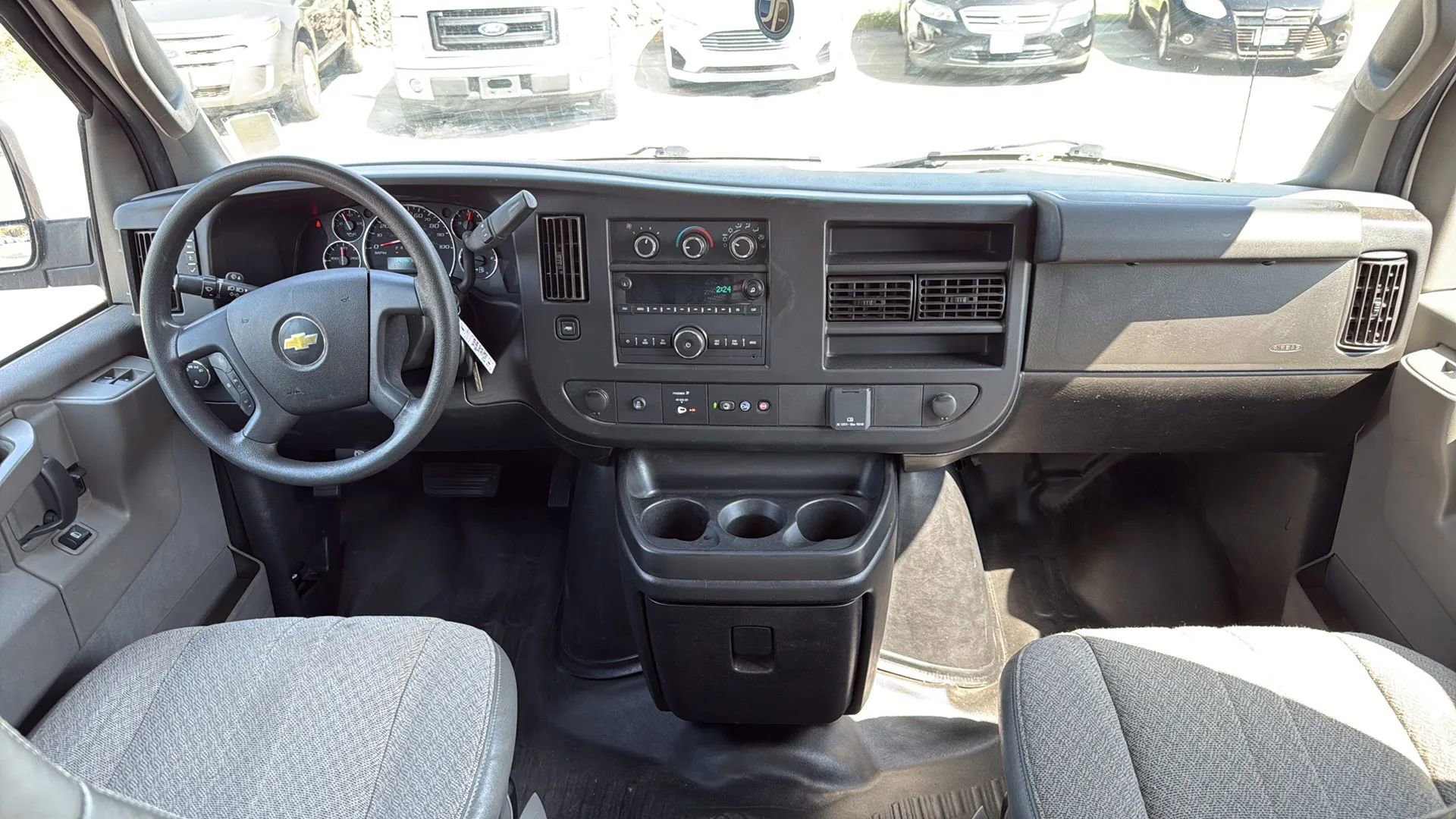 Used 2021 Chevrolet Express 2500 w/ Driver Convenience Package image 21