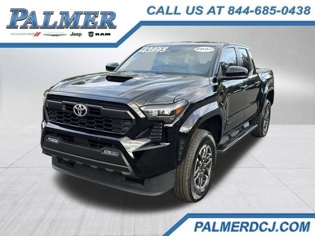 Used 2024 Toyota Tacoma TRD Sport image 1