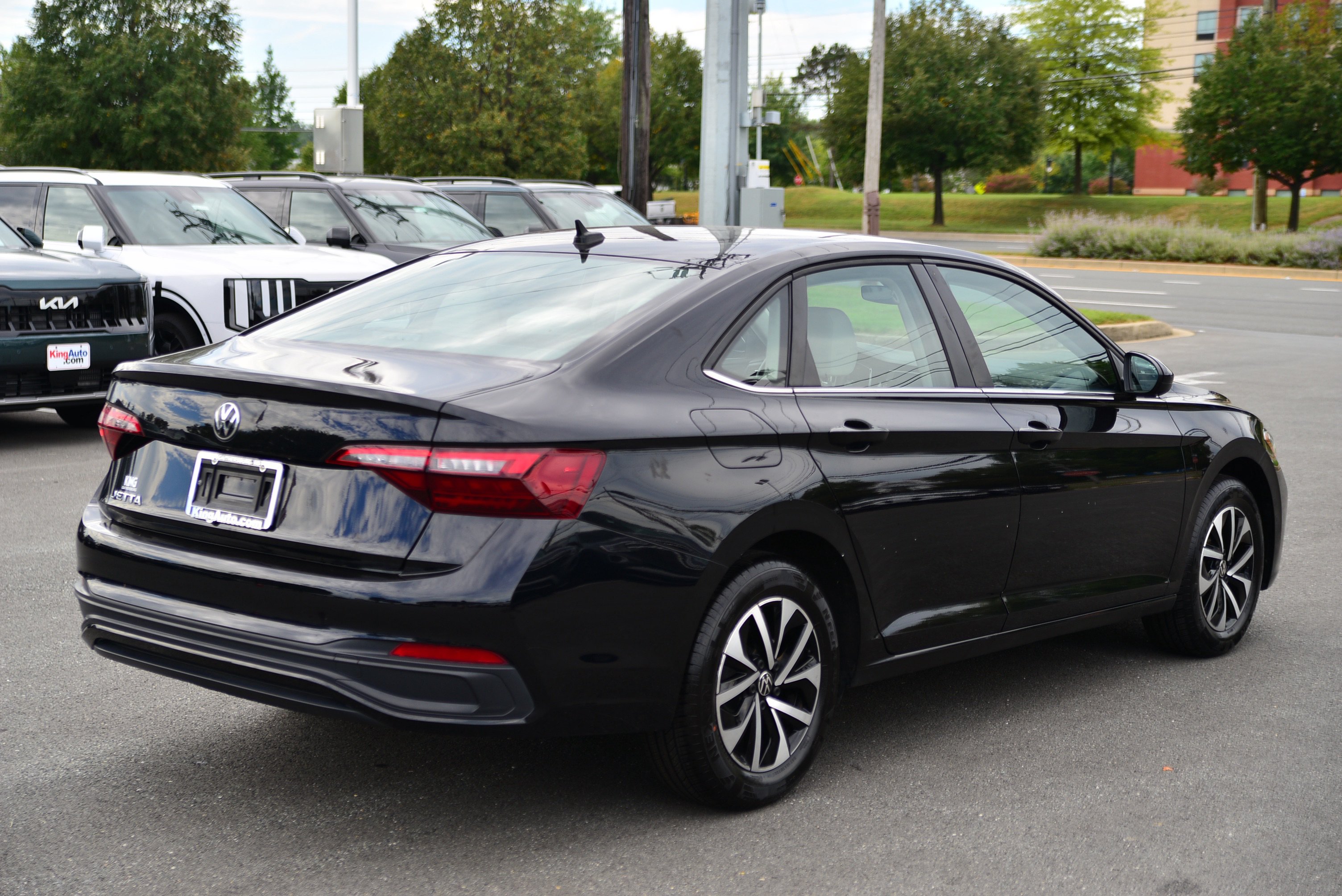 Used 2024 Volkswagen Jetta S FWD image 6