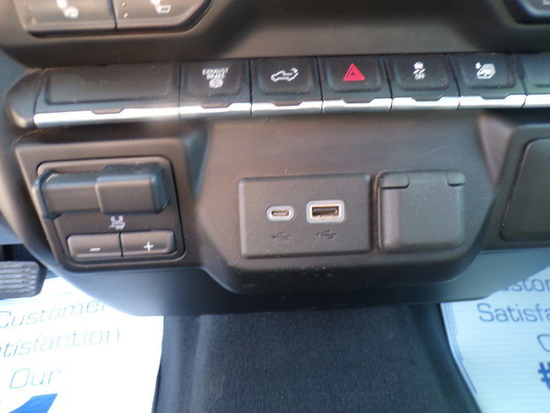 Used 2021 Chevrolet Silverado 3500 LT w/ Convenience Package image 17