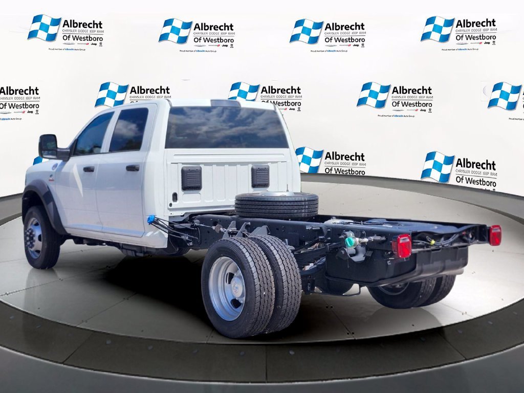 New 2026 RAM 4500 Tradesman w/ Chrome Appearance Group AWD/4WD image 3