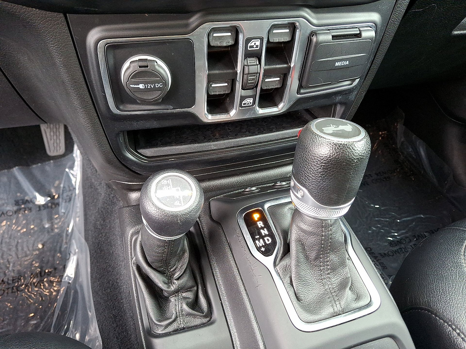 Used 2022 Jeep Wrangler Unlimited Sport AWD/4WD image 12