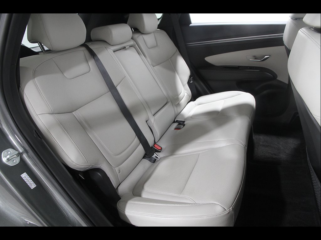 Certified 2023 Hyundai Tucson Limited AWD/4WD image 19