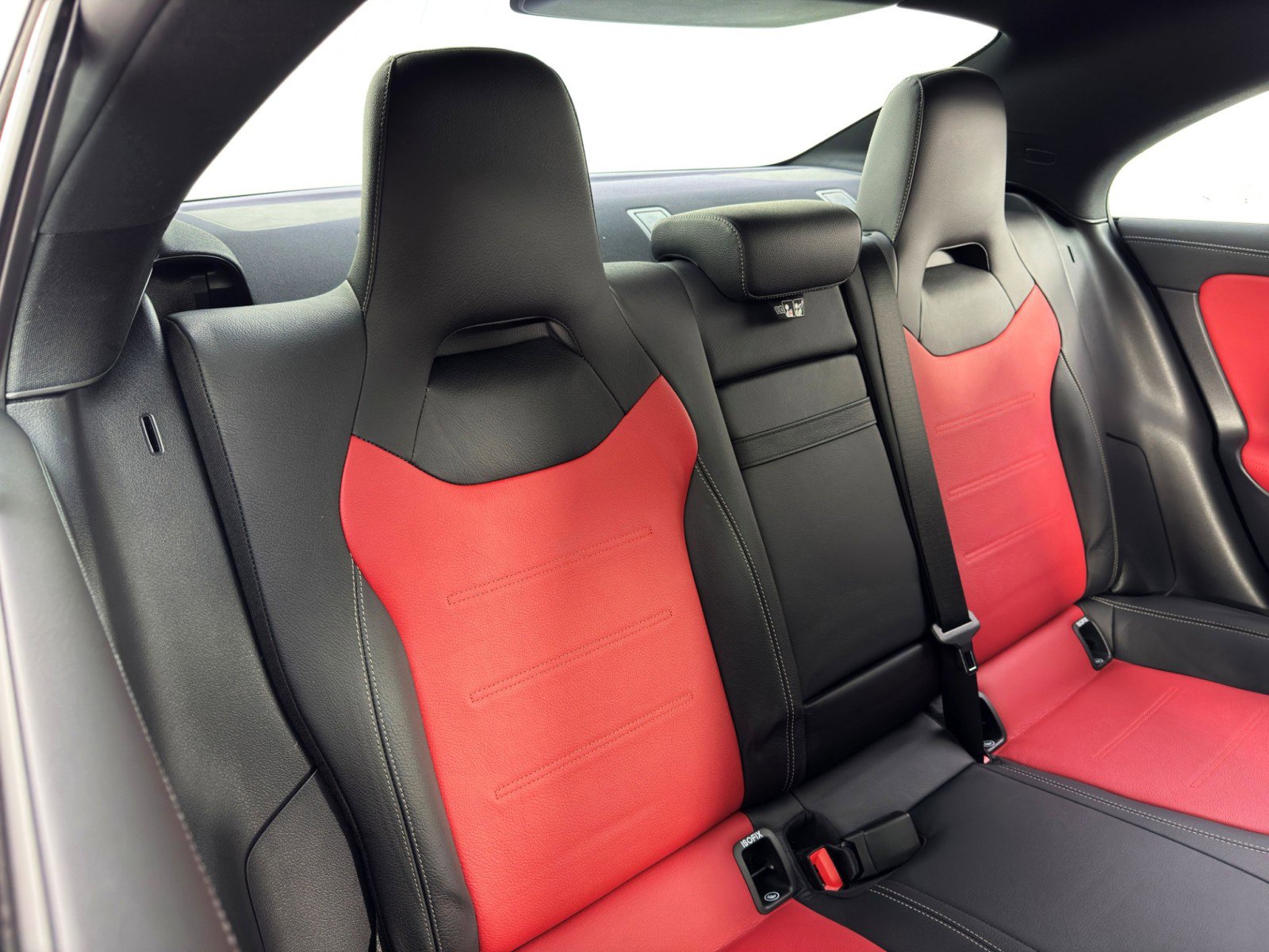 Used 2022 Mercedes-Benz CLA 45 AMG 4MATIC w/ Parking Assistance Package image 43