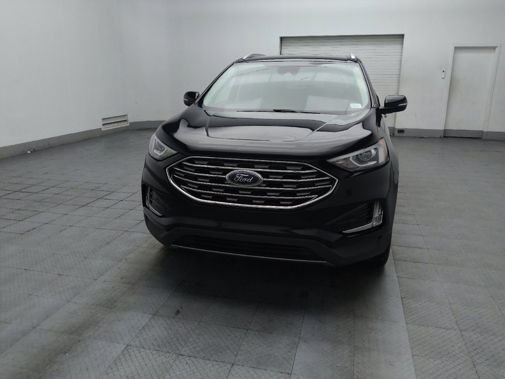 Used 2019 Ford Edge Titanium FWD image 15